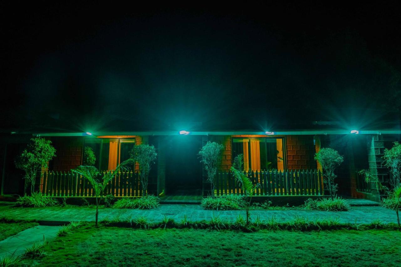 Hotel The Oak Woods Mahābaleshwar Exterior foto