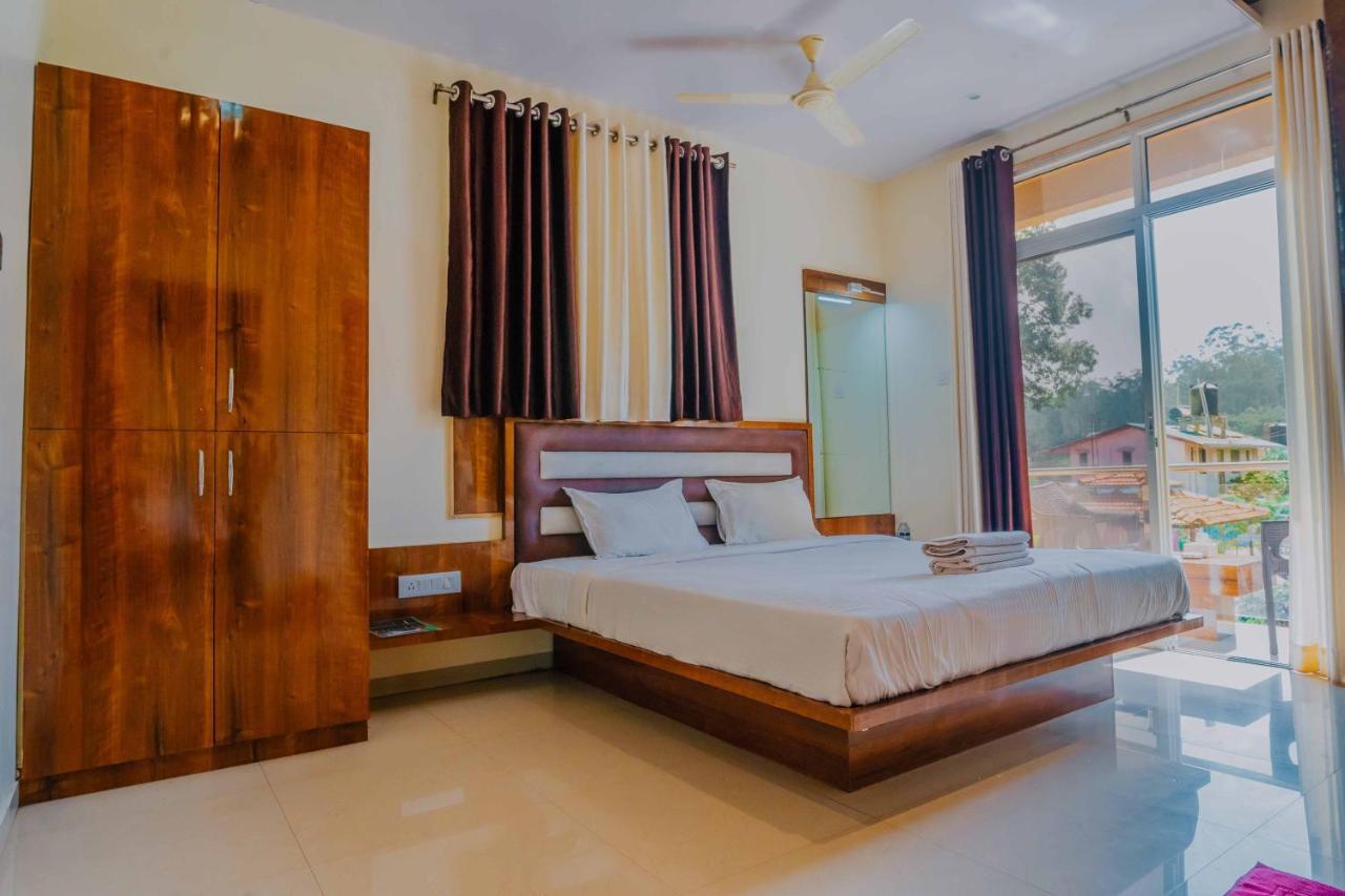 Hotel The Oak Woods Mahābaleshwar Exterior foto